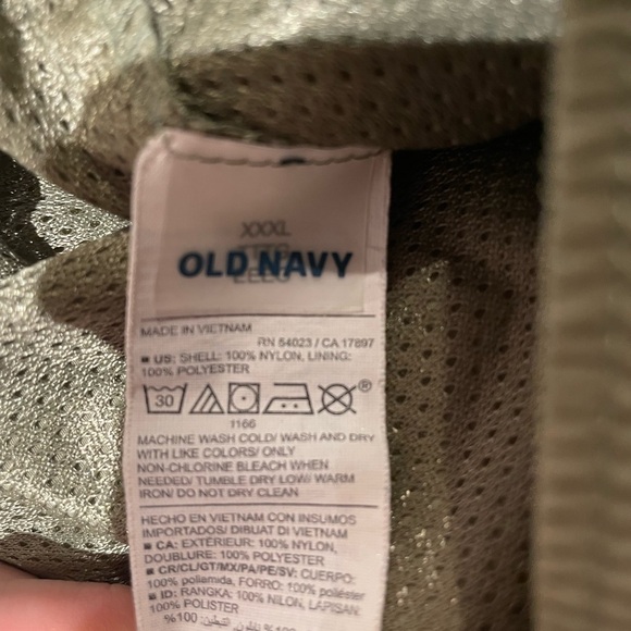 Old Navy Men’s 3XL Green Swim Suit - Picture 3 of 3